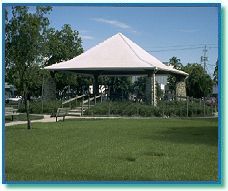Naples has several parks for outdoor recreation.